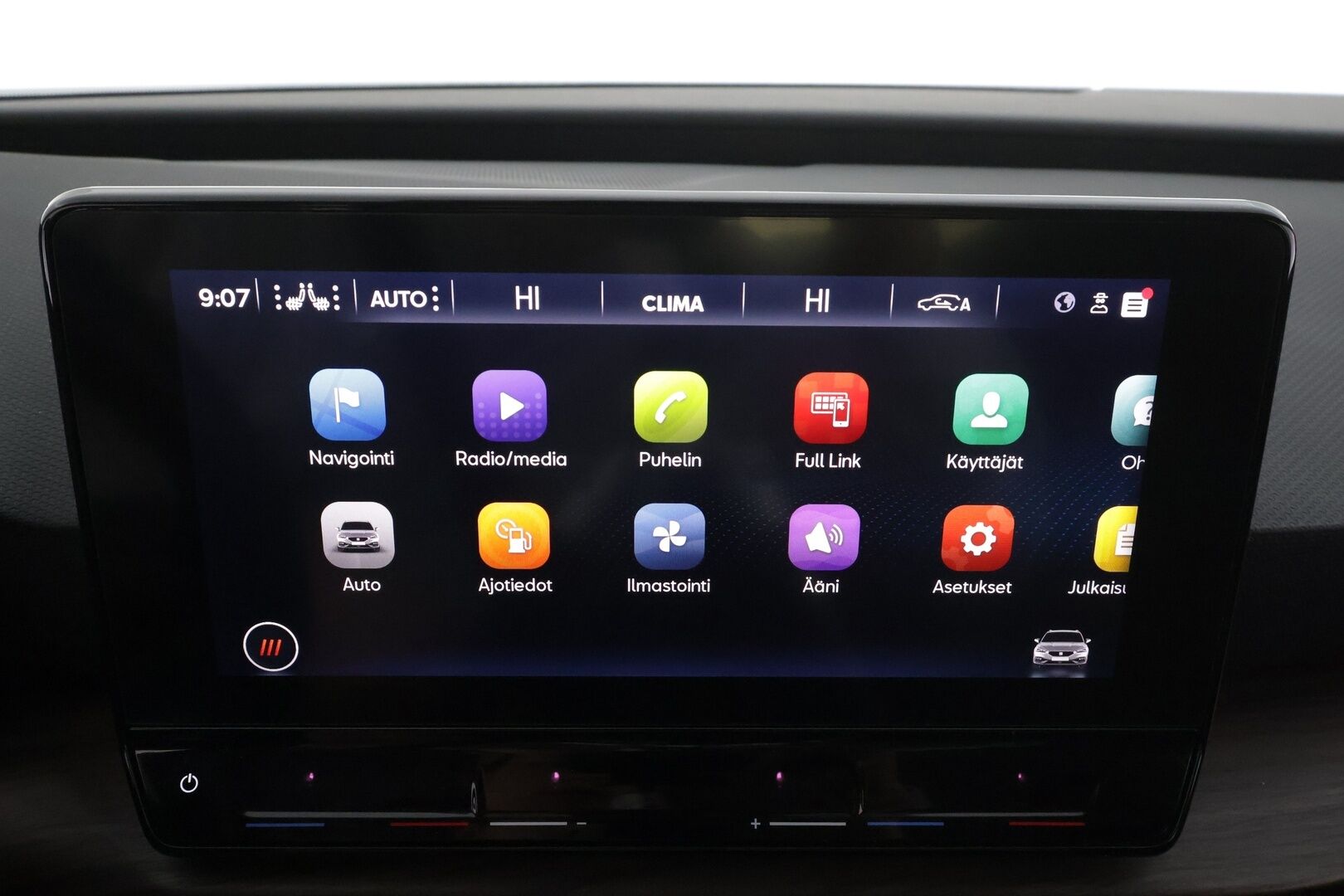 Seat Leon Sportstourer 2021 1,4 PHEV 204 eHybrid Xcellence DSG * ACC / LED / P.Kamera / Navi / Kaistavahti / Keyless * - Suomi-auto / 2x Latauskaapelit / Kahdet renkaat