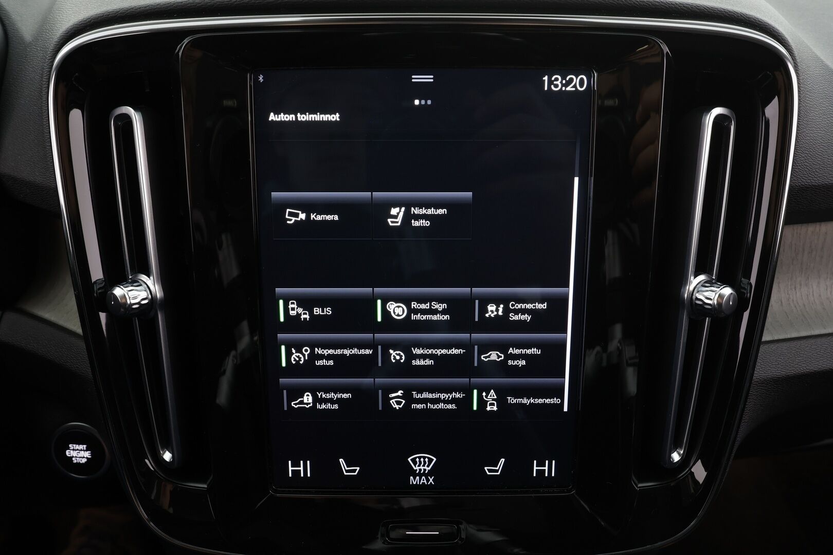 Volvo XC40 2021 T5 TwE Inscription aut * ACC / P.kamera / LED / Navi / Webasto / Sporttinahat / KeylessGo / Sähköluukku * - Suomi-auto / Kahdet renkaat aluvanteilla / Merkkihuollettu - HULLUT JOULUT KORKOTARJOUS 2,49% 