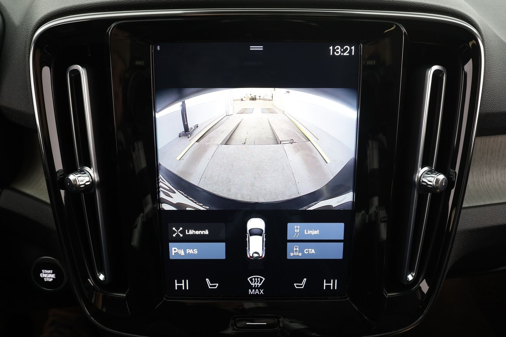 Volvo XC40 2021 T5 TwE Inscription aut * ACC / P.kamera / LED / Navi / Webasto / Sporttinahat / KeylessGo / Sähköluukku * - Suomi-auto / Kahdet renkaat aluvanteilla / Merkkihuollettu - HULLUT JOULUT KORKOTARJOUS 2,49% 