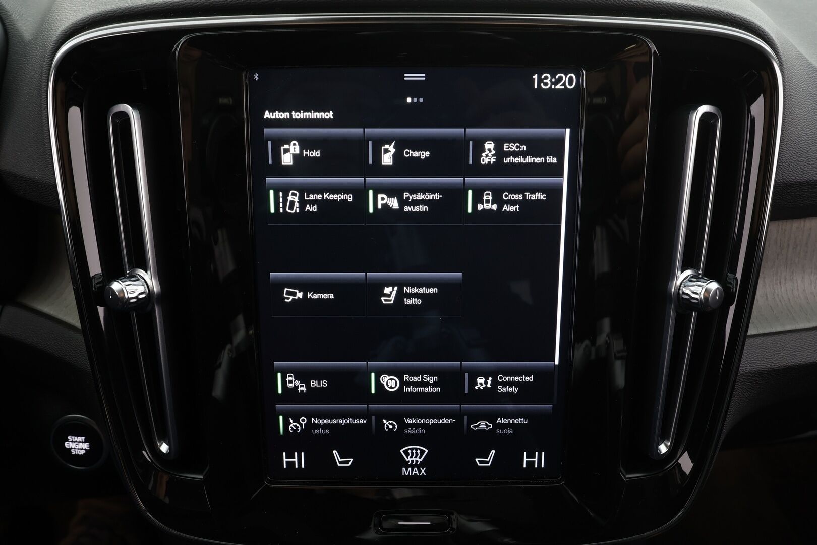 Volvo XC40 2021 T5 TwE Inscription aut * ACC / P.kamera / LED / Navi / Webasto / Sporttinahat / KeylessGo / Sähköluukku * - Suomi-auto / Kahdet renkaat aluvanteilla / Merkkihuollettu - HULLUT JOULUT KORKOTARJOUS 2,49% 