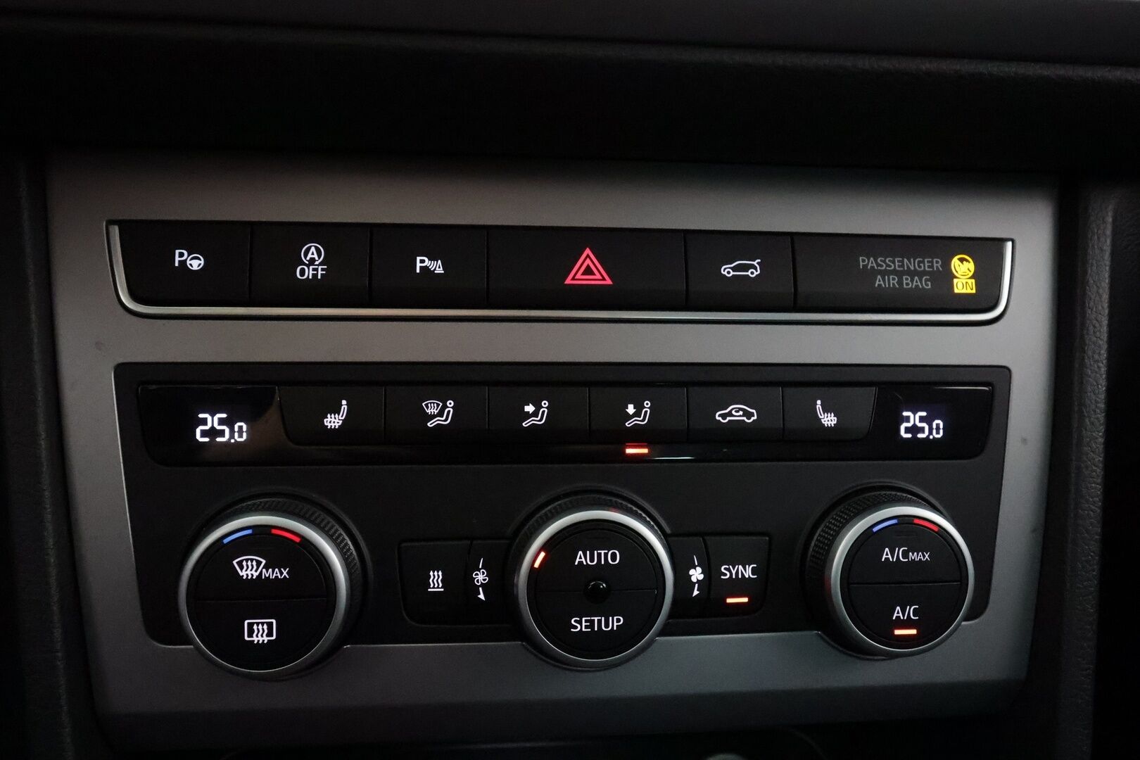 Seat Ateca 2021 2.0 TDI 150 4DRIVE FR Business DSG - | ACC | Kaistavahti | P.kamera | Koukku | Digimittaristo | LED | Navi | Keyless | Webasto | Kahdet renkaat | 1.om Suomi-auto | Huoltokirja |