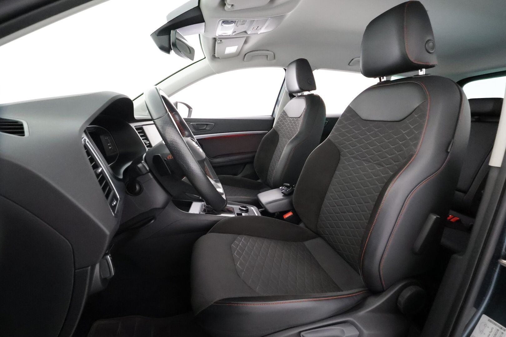 Seat Ateca 2021 2.0 TDI 150 4DRIVE FR Business DSG - | ACC | Kaistavahti | P.kamera | Koukku | Digimittaristo | LED | Navi | Keyless | Webasto | Kahdet renkaat | 1.om Suomi-auto | Huoltokirja |