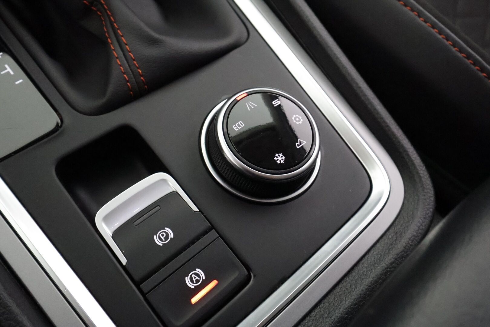 Seat Ateca 2021 2.0 TDI 150 4DRIVE FR Business DSG - | ACC | Kaistavahti | P.kamera | Koukku | Digimittaristo | LED | Navi | Keyless | Webasto | Kahdet renkaat | 1.om Suomi-auto | Huoltokirja |