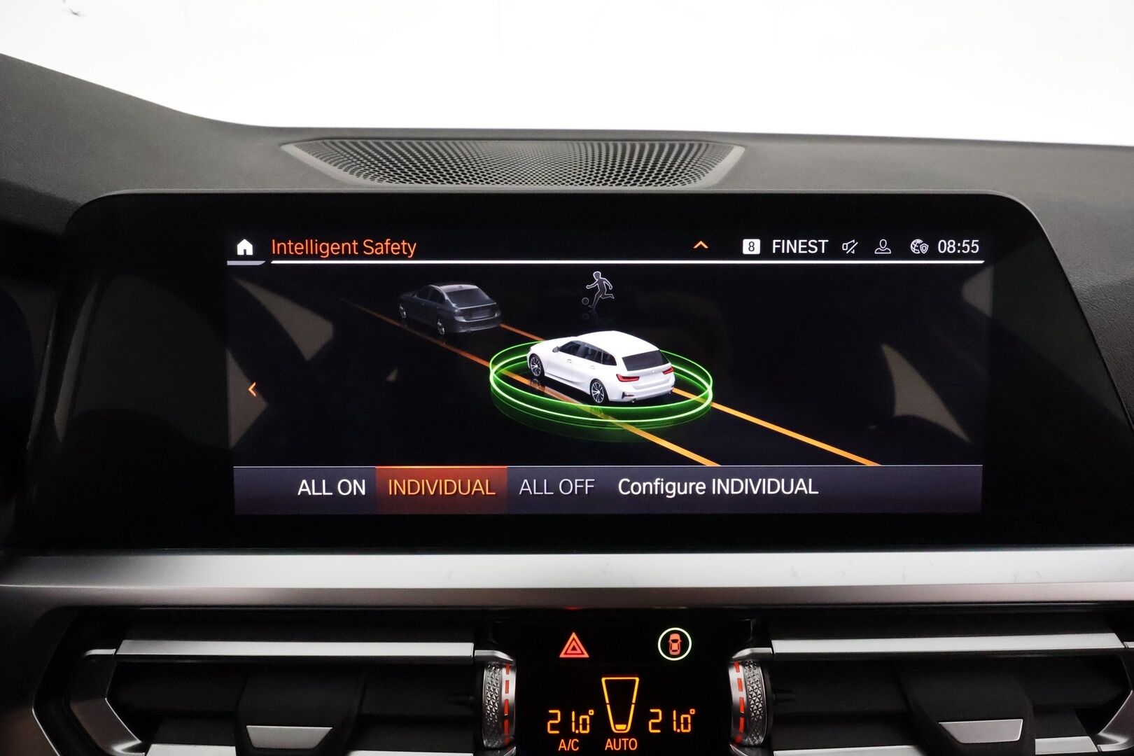 BMW 320 2021 G21 Touring 320d A xDrive Business Sport MHEV * Webasto / LED / Navi / Sporttipenkit / Sähköluukku * - Suomi-auto / Kahdet renkaat aluvanteilla / Juuri huollettuna! - HULLU BLACKWEEK KORKOTARJOUS 2,49%