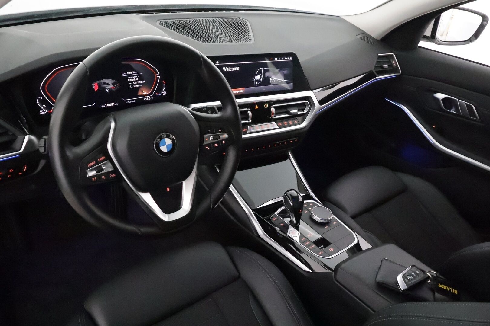 BMW 320 2021 G21 Touring 320d A xDrive Business Sport MHEV * Webasto / LED / Navi / Sporttipenkit / Sähköluukku * - Suomi-auto / Kahdet renkaat aluvanteilla / Juuri huollettuna! - HULLU BLACKWEEK KORKOTARJOUS 2,49%