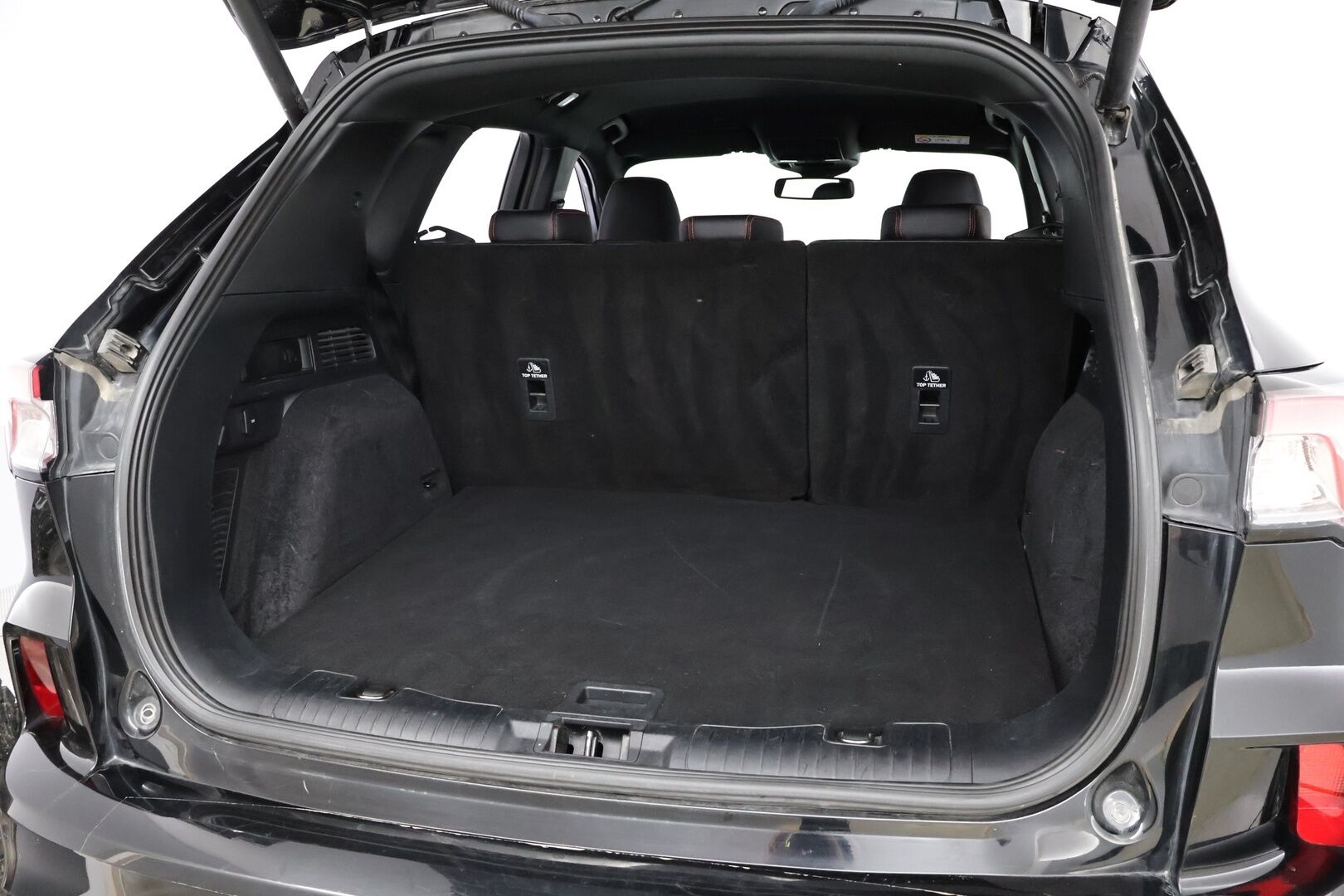 Ford Kuga 2021 2,5 Hybrid (HEV) 190hv CVT AWD ST-Line X 5-ovinen - Suomiauto | Bang&Olufsen | HUD | Peruutuskamera | Koukku |  Nahka-Alcantara | Lämm.tuulilasi | LED | Juuri saapunut!