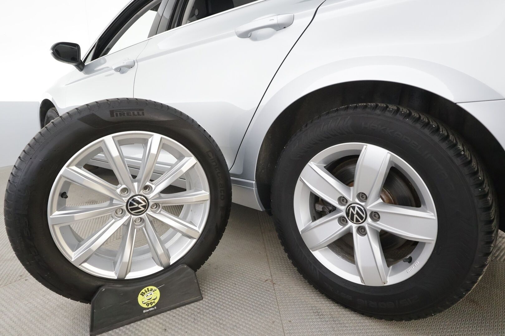 Volkswagen Passat 2021 Sedan Style 1,5 TSI EVO 110 kW DSG * Webasto / ACC / LED / P.kamera / Navi / Kaistavahti / Keyless * - 1-om Suomi-auto / Kahdet renkaat aluvanteilla