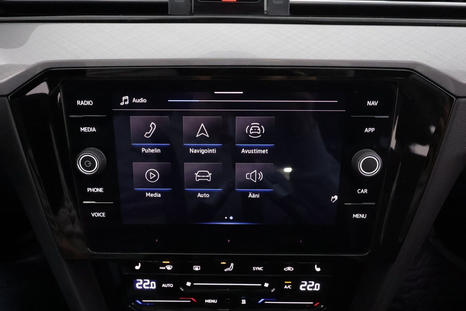 Volkswagen Passat 2021 Sedan Style 1,5 TSI EVO 110 kW DSG * Webasto / ACC / LED / P.kamera / Navi / Kaistavahti / Keyless * - 1-om Suomi-auto / Kahdet renkaat aluvanteilla