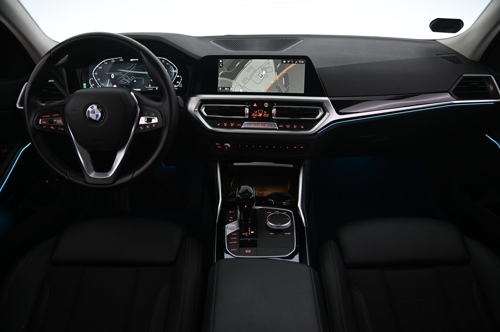 BMW 330 2021 G21 Touring 330e xDrive A Charged Edition Sport - ACC | Tutkat | Alletaittuva vetokoukku | Navi | 2xrenkaat&vanteet | Ambient Light | Suomi-auto