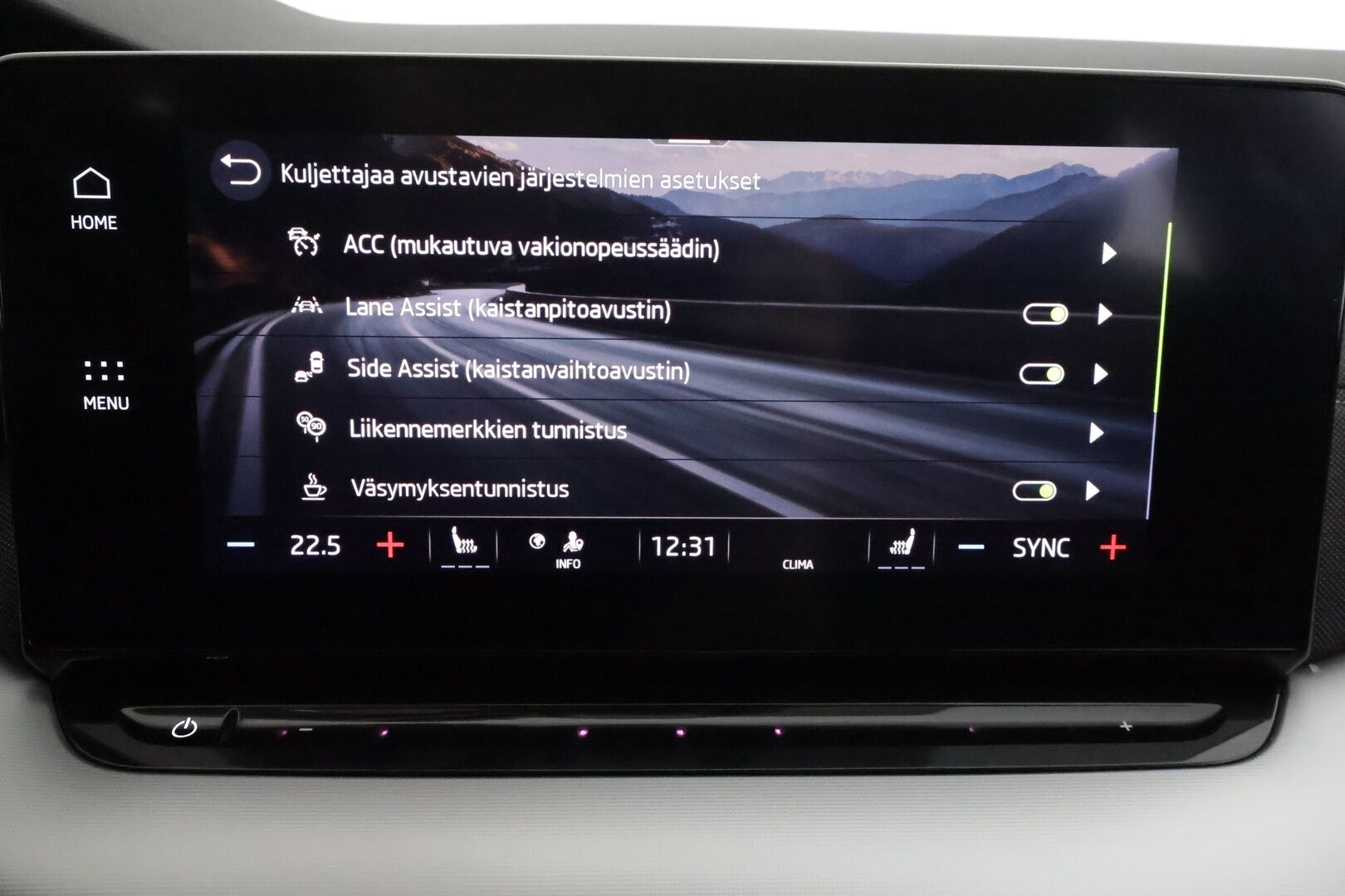 Skoda Octavia 2021 Combi 1,0 TSI Style eTEC DSG **Webasto / Matrix-LED / ACC / P. Kamera / Navi / Kaistavahti / Digimittaristo / Keyless** - 1-om Suomi-auto / Kahdet Renkaat