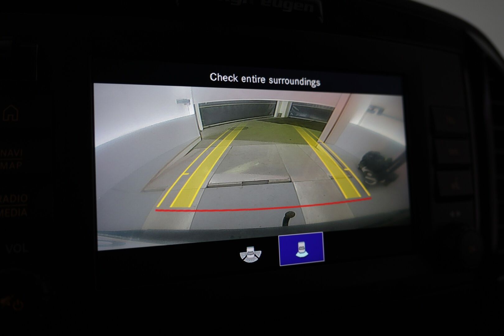 Mercedes-Benz Vito 2021 116CDI 4x4-3,05/32K keskipitkä A2 A 4MATIC Black Series / ALV / Distronic+ / Webasto / P-kamera / Koukku / Nahkasisusta - Suomi-auto / Pariovet / Siisti! - HULLUT AVAJAISHULINAT KORKOTARJOUS 3,29 %