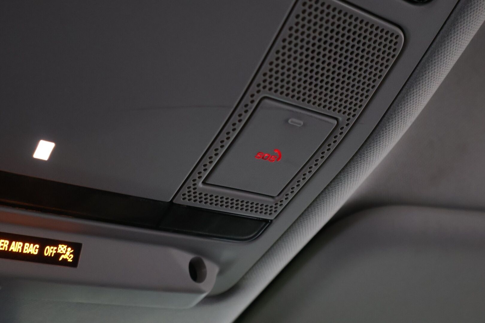 Land Rover Defender 2023 110 P400e Plug-in Hybrid SE 23MY - 1OM Suomiauto / Webasto / Meridian / Matrix LED /  Adapt.Vakkari / Ilma-Alusta / Vetokoukku / Nahkasisusta / Supervarusteet! - HULLUT JOULUT KORKOTARJOUS 2,49% 