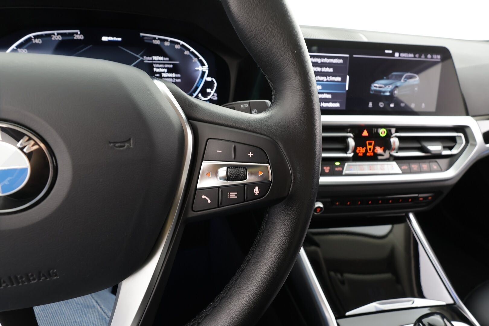 BMW 330 2021 G21 Touring 330e xDrive A Charged Edition Sport * ACC / Koukku / P.Kamera / Muistipenkki / Comfort Access / Navi / LED * - Suomi-auto / Kahdet renkaat aluvanteilla - HULLUT AVAJAISHULINAT KORKOTARJOUS 3,29 %