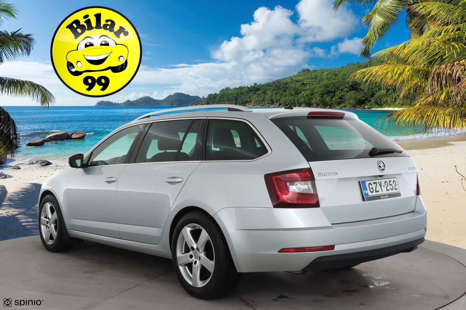 Skoda Octavia 2019 Combi 1,5 TSI Style DSG * ACC / P.kamera / Canton / Webasto / Navi / Digimittaristo / Koukku / Puolinahat / Ratinlämmitin * - Kahdet renkaat aluvanteilla