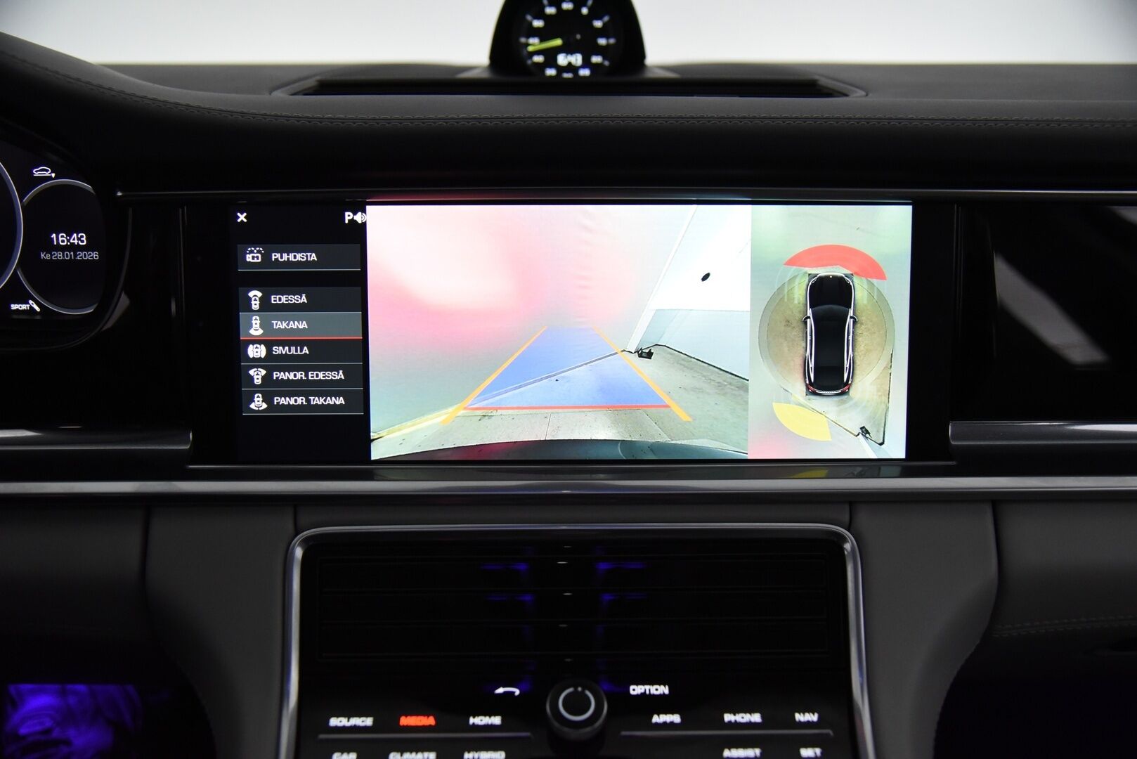 Porsche Panamera 2018 4 E-Hybrid / Huippuvarusteet / ACC / Sport-putk. / BOSE / Crayon nahat / Panorama / Matrix PDLS+ / Imuovet / 14-penk. / - / Upea kokonaisuus / Todella siisti / Merkkihuollettu / Ilmastoidut etuistuimet hieronnalla! / 360-kam. /