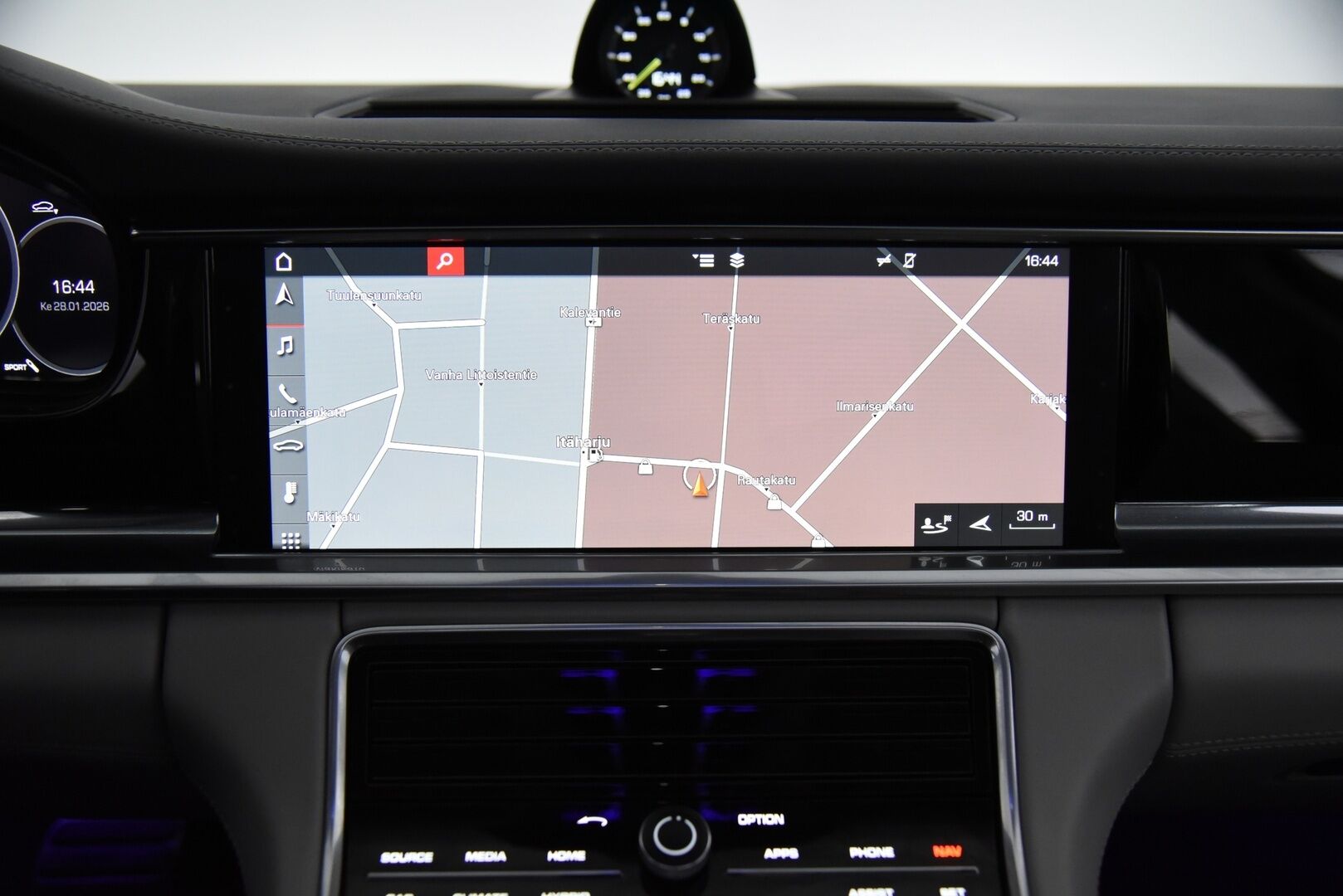 Porsche Panamera 2018 4 E-Hybrid / Huippuvarusteet / ACC / Sport-putk. / BOSE / Crayon nahat / Panorama / Matrix PDLS+ / Imuovet / 14-penk. / - / Upea kokonaisuus / Todella siisti / Merkkihuollettu / Ilmastoidut etuistuimet hieronnalla! / 360-kam. /