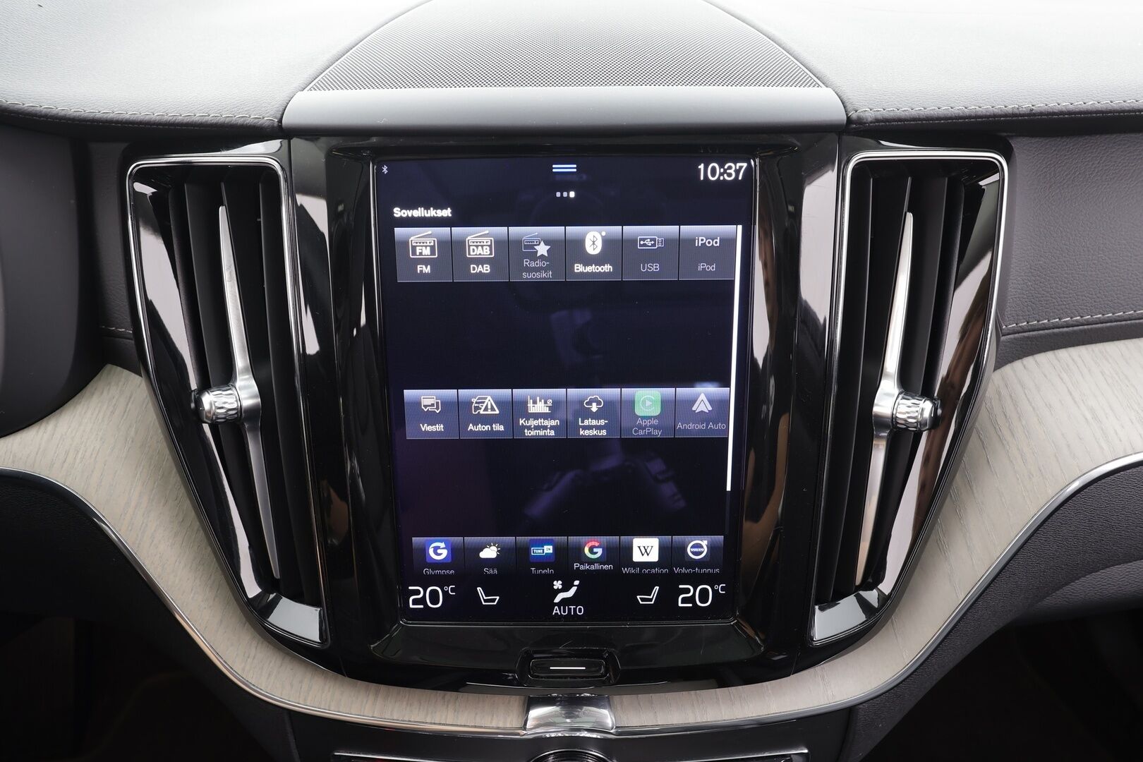 Volvo XC60 2021 T6 TwE AWD Business Inscription aut. - | ACC | Webasto | LED | Panorama | High performance audio | Muistipenkki | Keyless | Apple&Android | 1.Om Suomi-auto | Kahdet Renkaat |