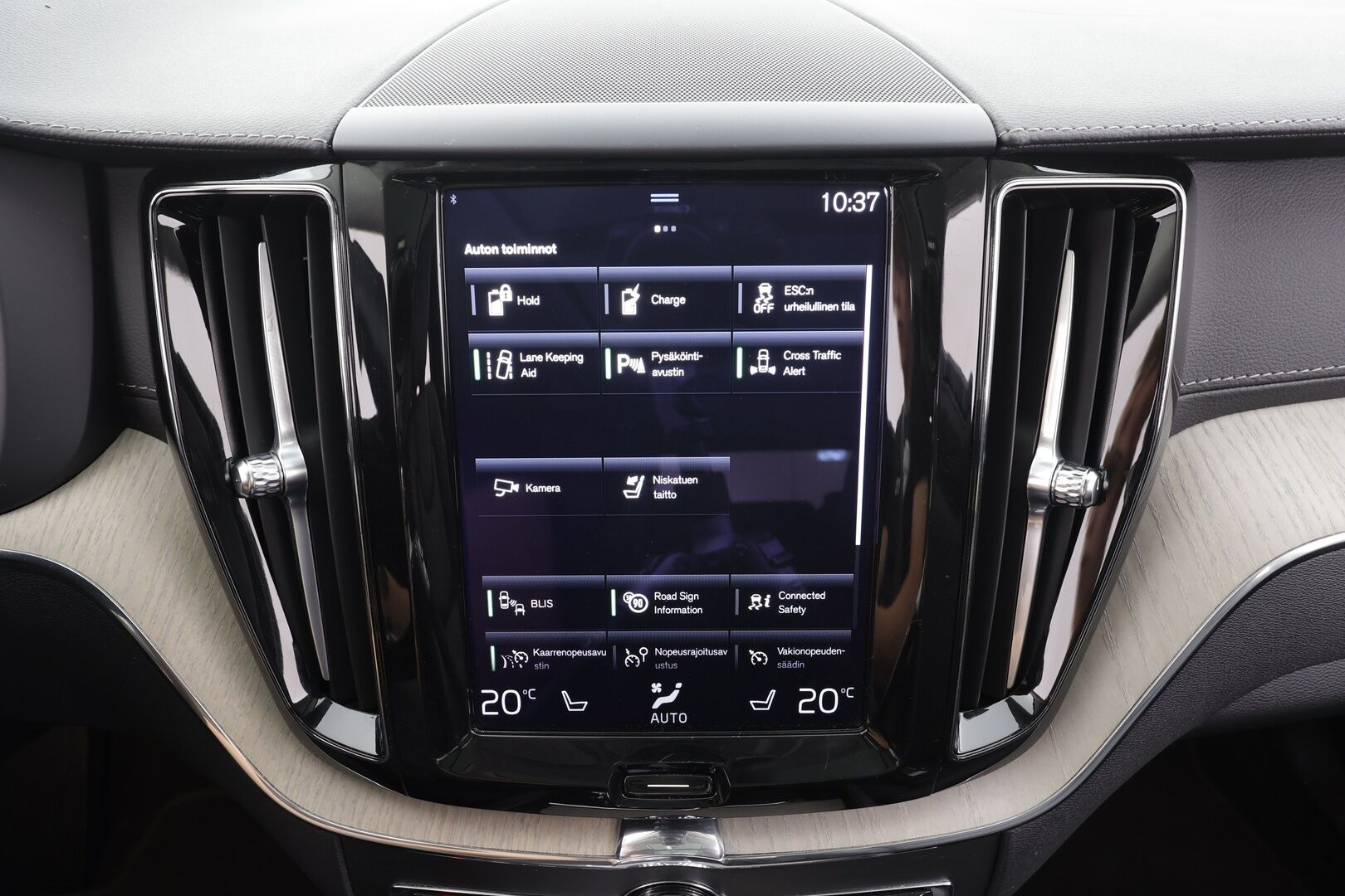 Volvo XC60 2021 T6 TwE AWD Business Inscription aut. - | ACC | Webasto | LED | Panorama | High performance audio | Muistipenkki | Keyless | Apple&Android | 1.Om Suomi-auto | Kahdet Renkaat |