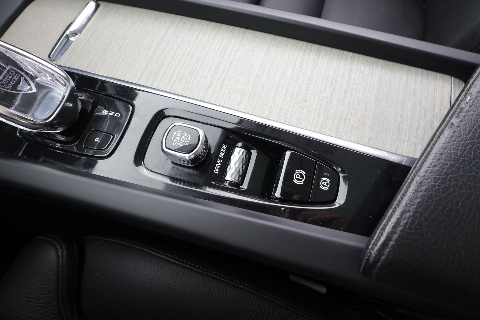 Volvo XC60 2021 T6 TwE AWD Business Inscription aut. - | ACC | Webasto | LED | Panorama | High performance audio | Muistipenkki | Keyless | Apple&Android | 1.Om Suomi-auto | Kahdet Renkaat |