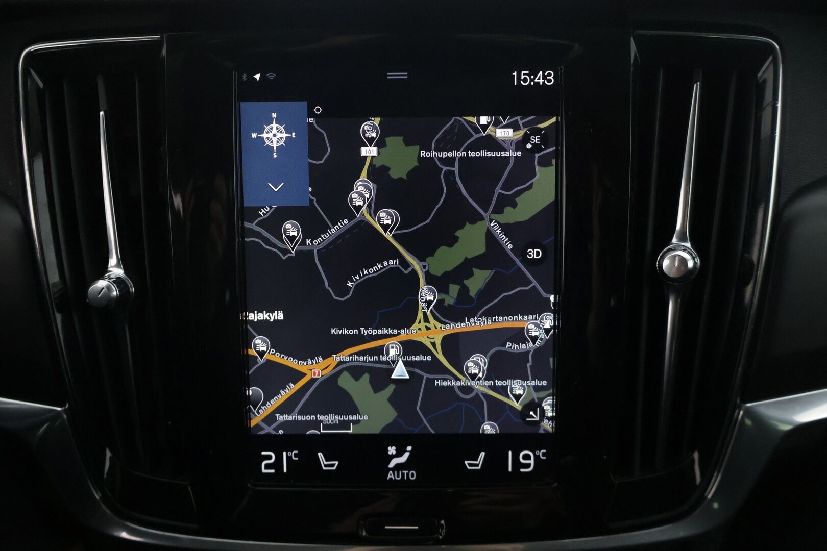 Volvo V90 2017 D3 Business YritysOutlet - Myydään vain yrityksille * Pilot Assist / Webasto / Vetokoukku / Ratin lämmitys * - 2x renkaat / Hihna vaihdettu 350tkm kohdalla / Ei AdBlueta!