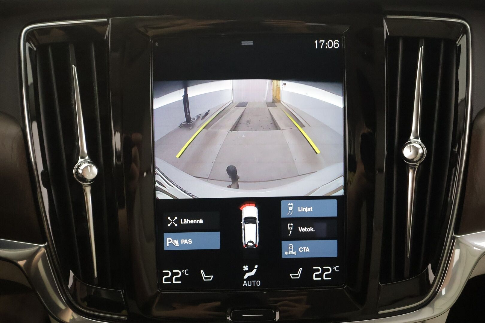 Volvo V90 2021 T6 TwE AWD Business Inscription aut - | ACC | Webasto | Koukku | H&K | Full-LED | Muistipenkit | BLIS | P.Kamera | Navi | Sporttinahat | Keyless | Ratinlämmitin | Suomi-auto | Kahdet renkaat aluvanteilla | Merkkihuollettu | 