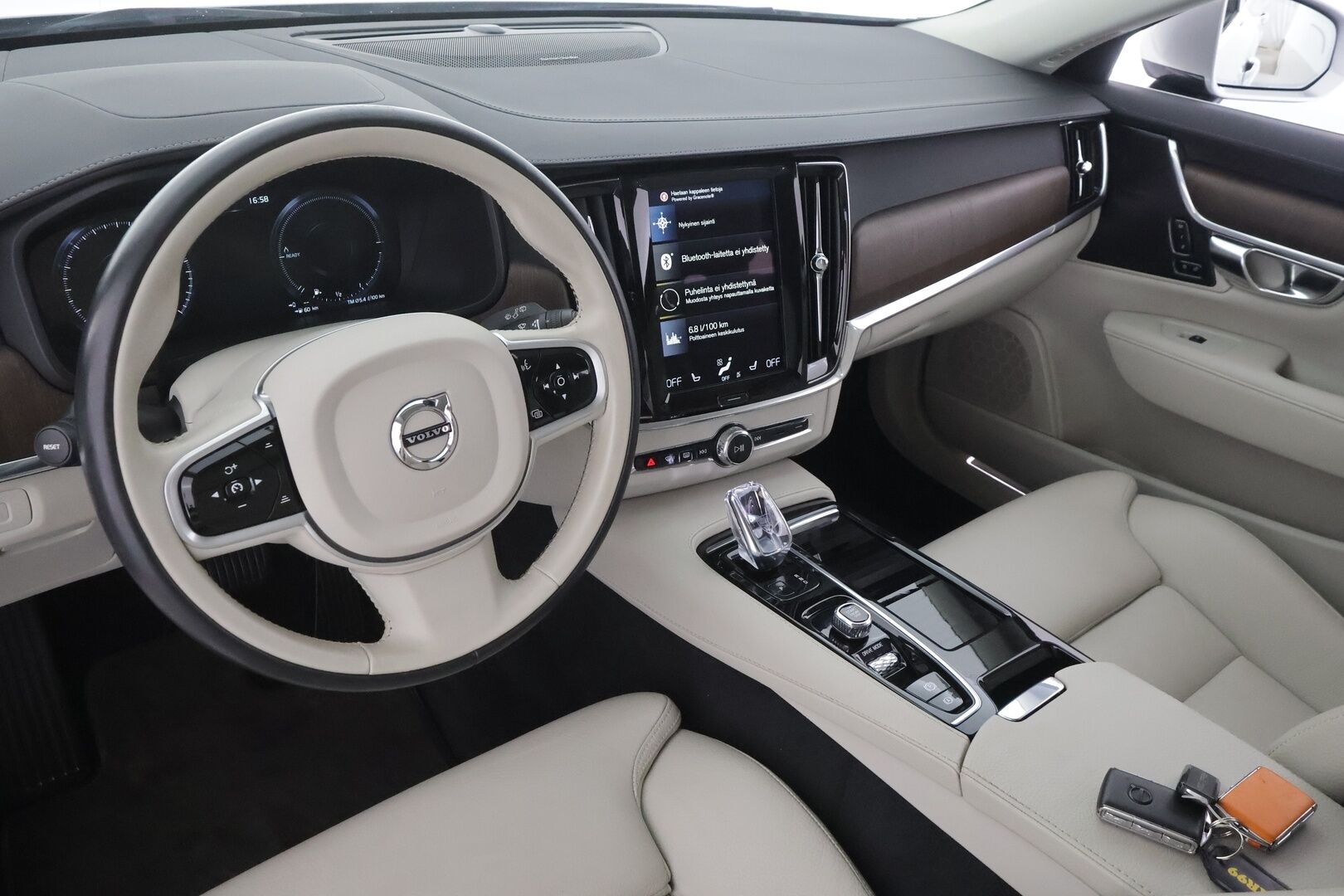 Volvo V90 2021 T6 TwE AWD Business Inscription aut - | ACC | Webasto | Koukku | H&K | Full-LED | Muistipenkit | BLIS | P.Kamera | Navi | Sporttinahat | Keyless | Ratinlämmitin | Suomi-auto | Kahdet renkaat aluvanteilla | Merkkihuollettu | 