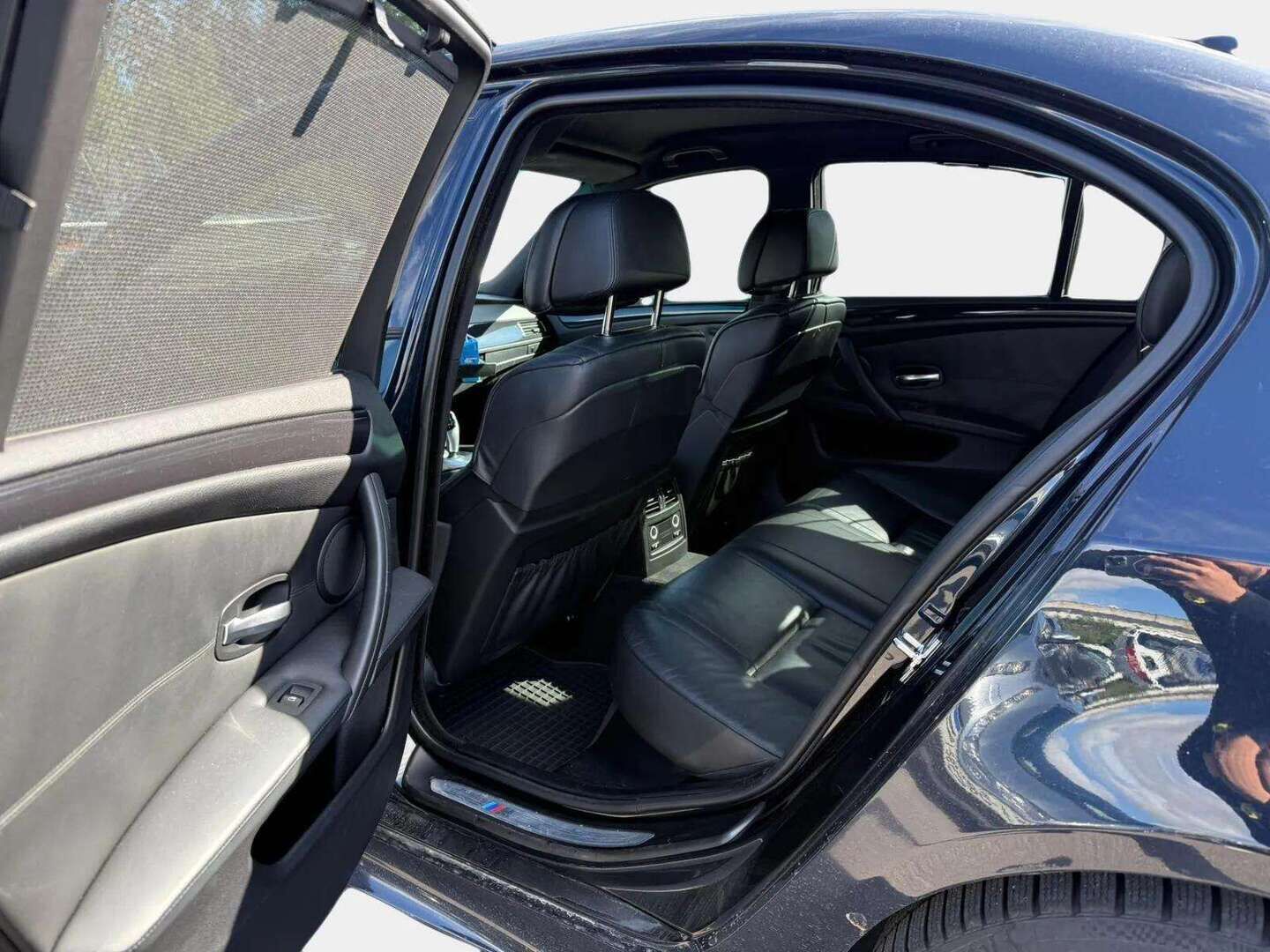 BMW 530 2008 E60 M Sport | YritysOutlet - Myydään vain yrityksille | - | Webasto | 8HP Vaihteisto | Vakkari | Suomi-auto | Hyvät huollot! | Koukku | Prof. Hifi | Comf. Istuimet | Nahat | 2x renkaat&vanteet | Adaptive Xenon | LCI |