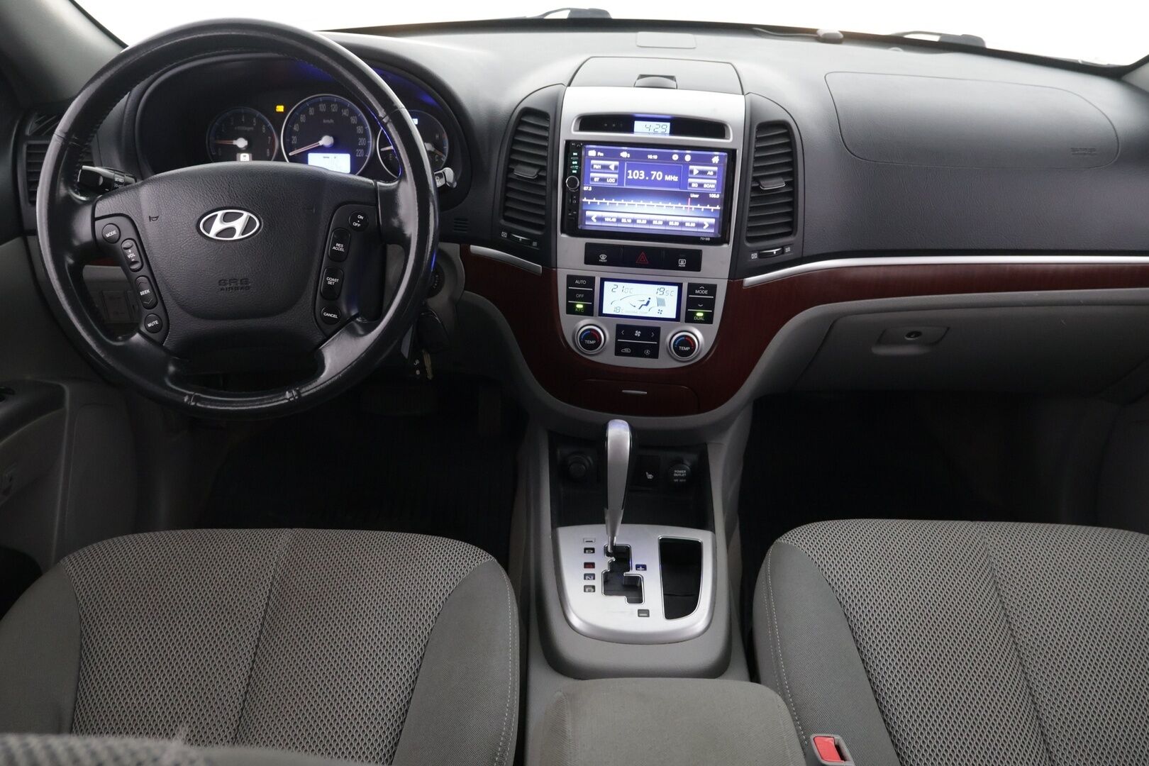 Hyundai Santa Fe 2007 2,7 V6 4wd GLS 5-P Aut. - ** YritysOutlet - Myydään vain yrityksille ** | Vakkari | V6 | Varmatoiminen bensa |