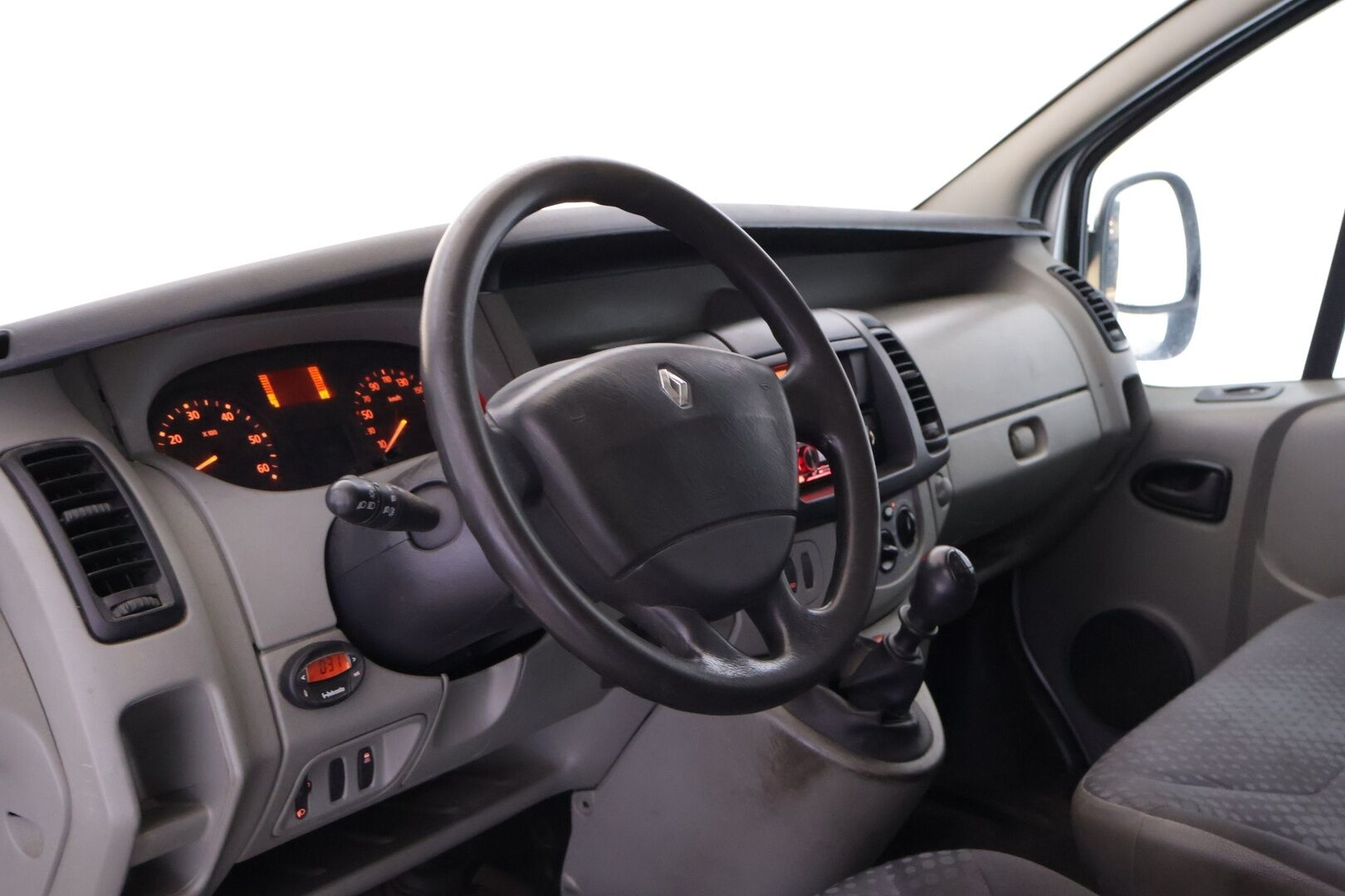 Renault Trafic 2009 TRAFIC FOURGON Umpikorinen - Myydään Huutokaupat.com - | Webasto | Koukku | Ilmastointi | Kahdet Asialliset Renkaat |