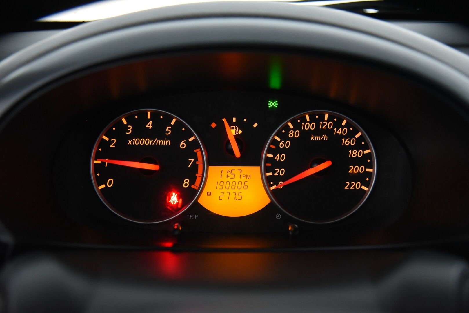 Nissan Micra 2007 4D MICRA HATCHBACK 1.2-FBAK12/243 / Suomi auto / Vetokoukku / lohkolämmitin / YritysOutlet - Myydään vain yrityksille - * Tämä auto myydään YritysOutlet -valikoimasta vain yritykselle