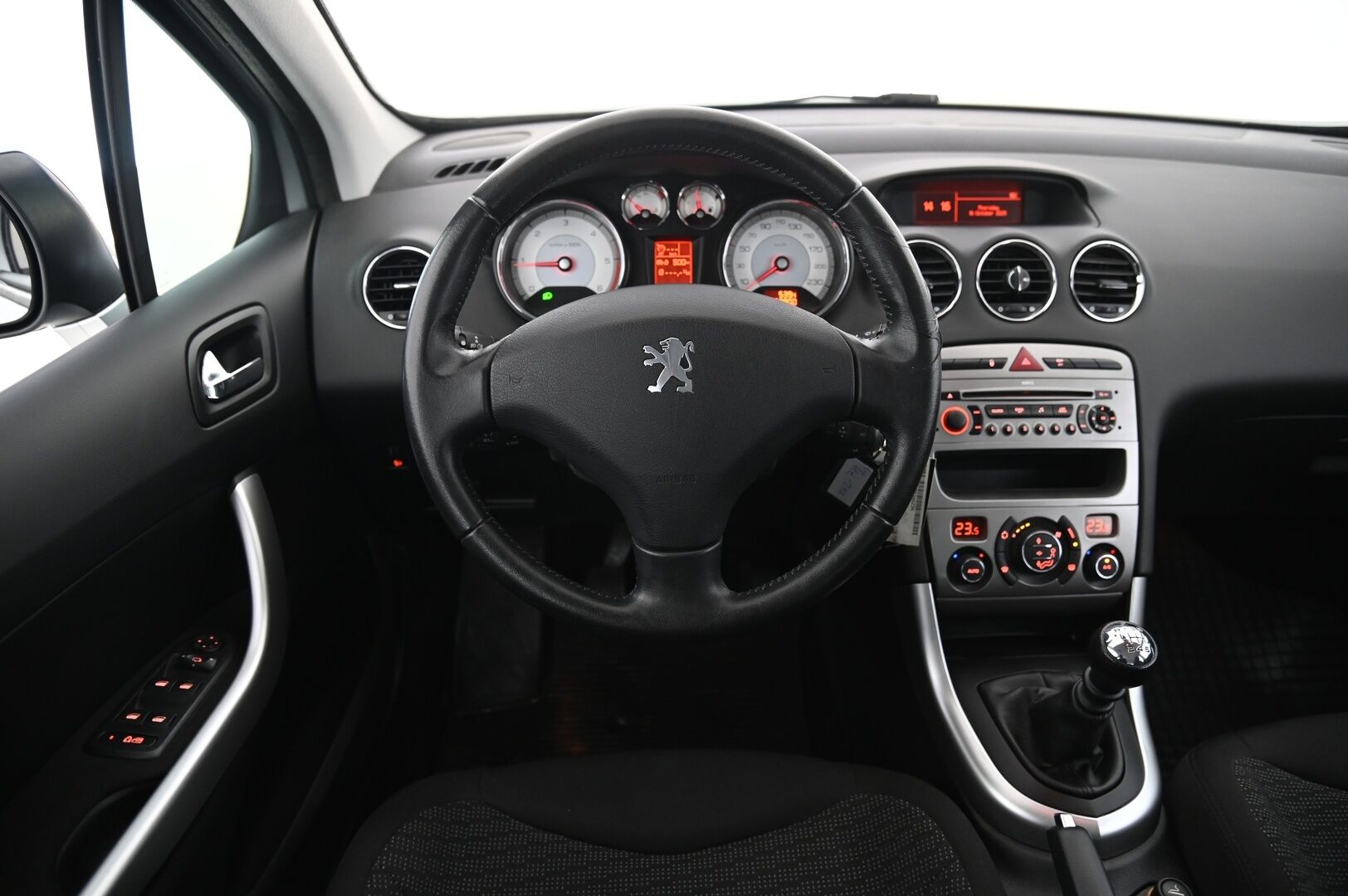 Peugeot 308 2009 SW Premium Plus HDi 110 FAP *Lasikatto / Lohko + sisäp. / Koukku / 2x Alut / Suomi-auto* - *Katsastettu 15.8.2025!*