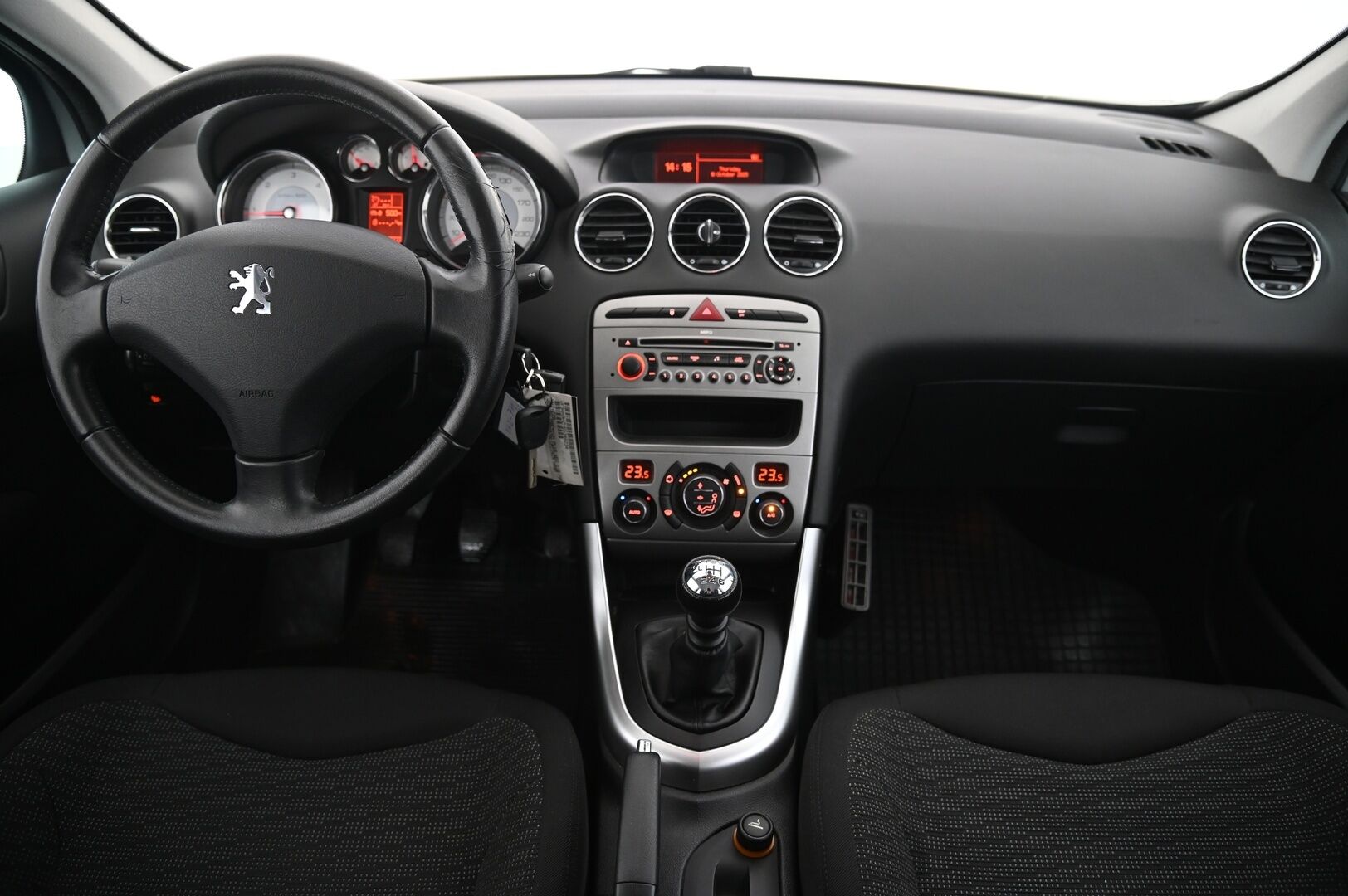 Peugeot 308 2009 SW Premium Plus HDi 110 FAP *Lasikatto / Lohko + sisäp. / Koukku / 2x Alut / Suomi-auto* - *Katsastettu 15.8.2025!*