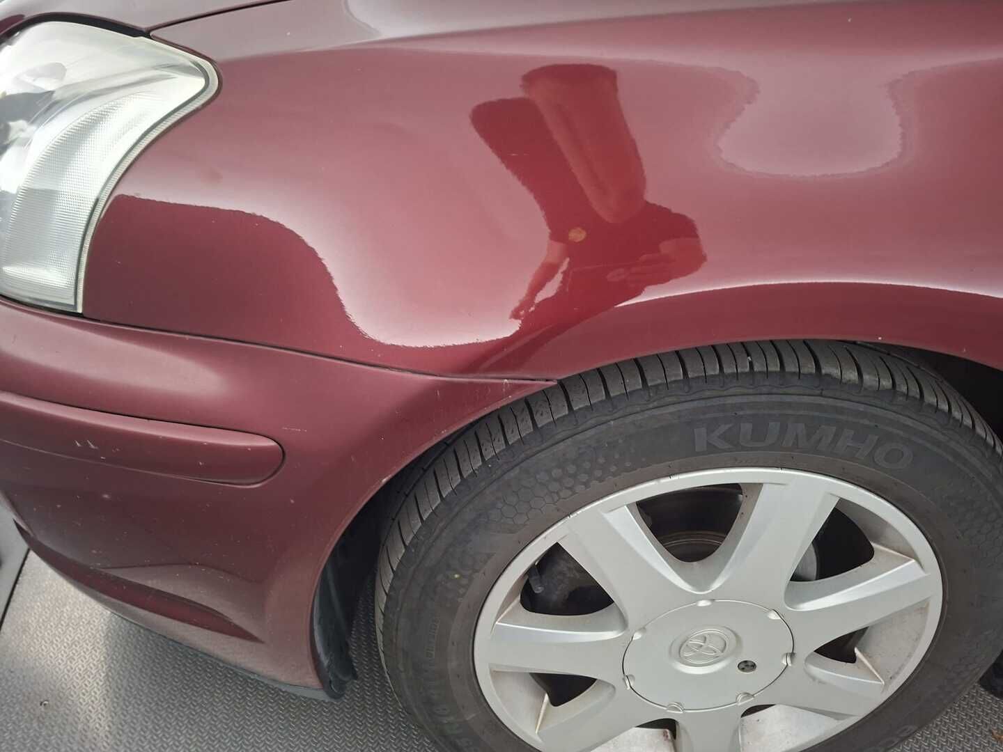 Toyota Avensis 2005 5D AVENSIS STW 1.6-ZZT250L-AWMNKW/270 - | Suomi-auto | Sähkölasit | Irrotettava koukku | Ilmastointi | Lohkolämmitin & Sisätilan lämmitin | Penkinlämmittimet | Isofix | kattotelineet | 2x renkaat ja vanteet | Todella siisti ja ruosteeton! 