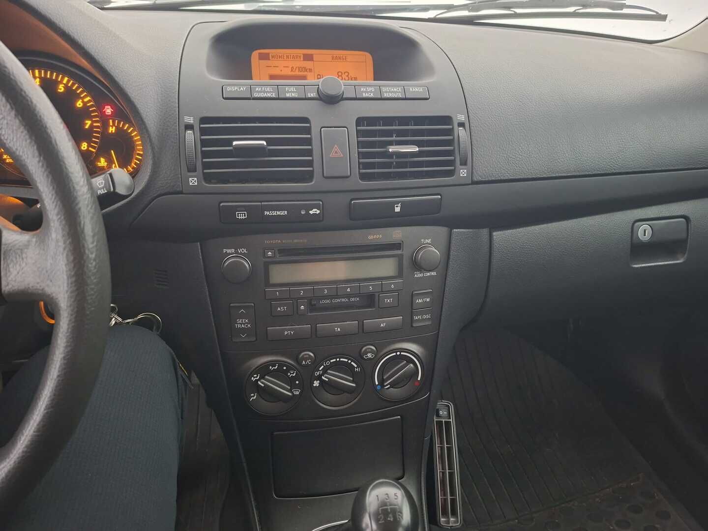 Toyota Avensis 2005 5D AVENSIS STW 1.6-ZZT250L-AWMNKW/270 - | Suomi-auto | Sähkölasit | Irrotettava koukku | Ilmastointi | Lohkolämmitin & Sisätilan lämmitin | Penkinlämmittimet | Isofix | kattotelineet | 2x renkaat ja vanteet | Todella siisti ja ruosteeton! 