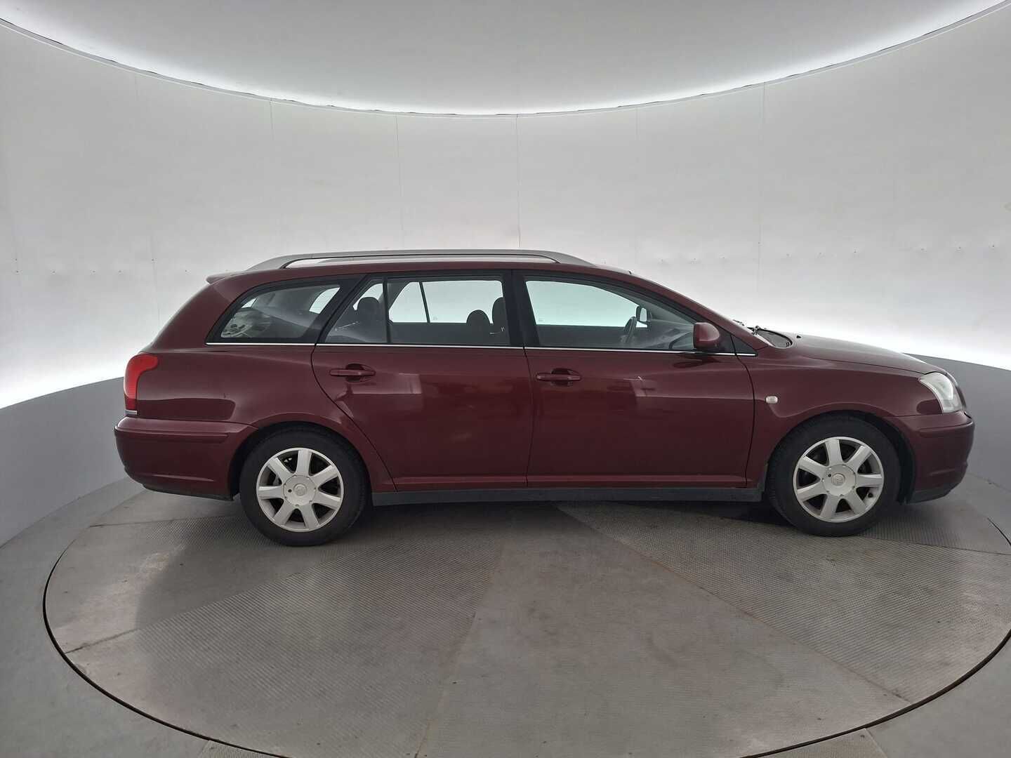 Toyota Avensis 2005 5D AVENSIS STW 1.6-ZZT250L-AWMNKW/270 - | Suomi-auto | Sähkölasit | Irrotettava koukku | Ilmastointi | Lohkolämmitin & Sisätilan lämmitin | Penkinlämmittimet | Isofix | kattotelineet | 2x renkaat ja vanteet | Todella siisti ja ruosteeton! 