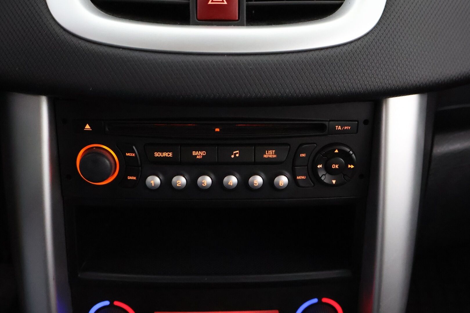 Peugeot 207 2010 Sport VTi 120 5-ov. - *JBL-äänentoisto / Panorama / Kytkin uusittu / Siistikuntoinen / Vähän ajettu!! / Katsastus 06/2026!!* **MYYDÄÄN HUUTOKAUPAT.COMISSA!!*