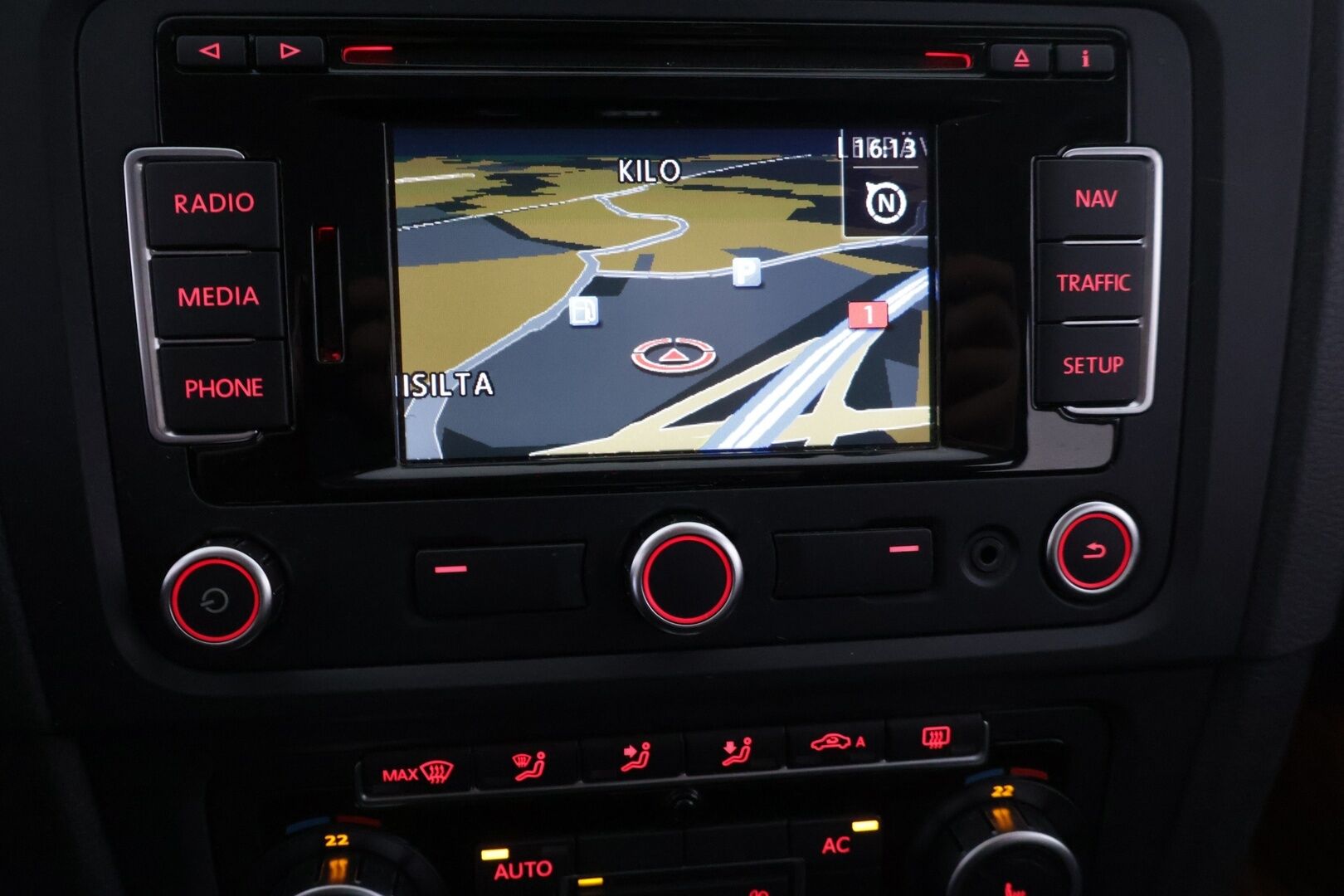 Volkswagen Golf 2010 Highline 1,6 TDI 77 kW (105 hv) BlueMotion Technology DSG-automaatt * YritysOutlet - Myydään vain yrityksille *