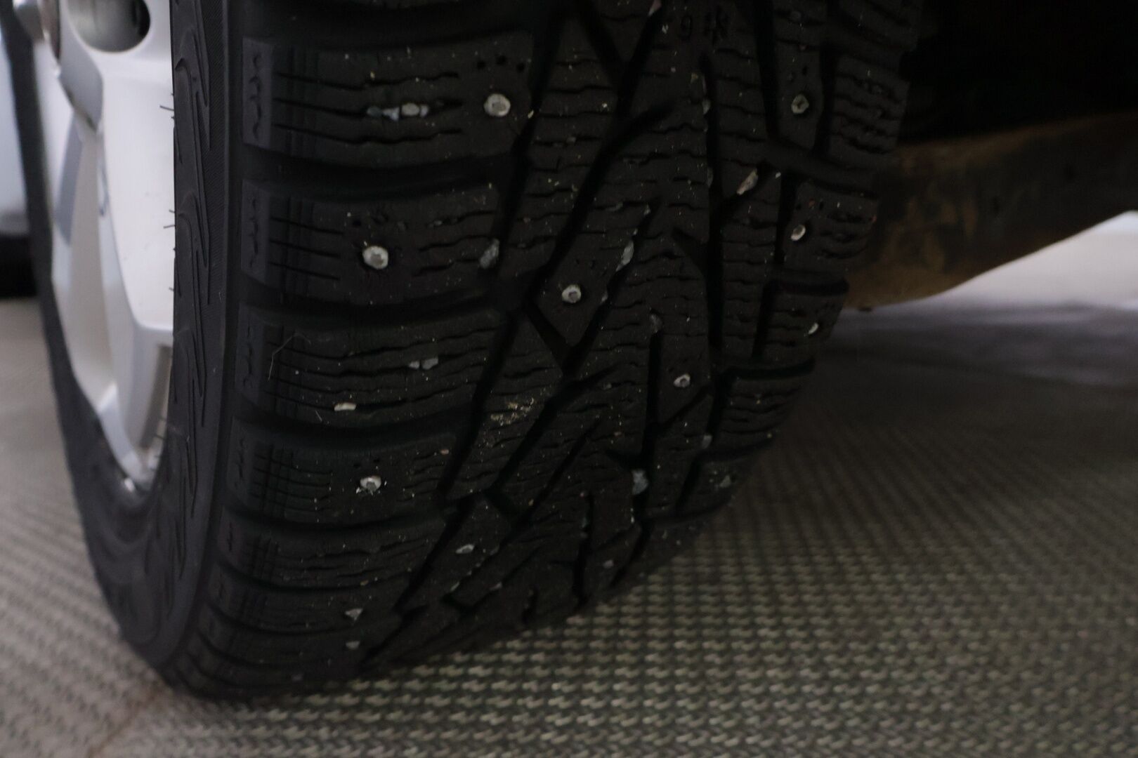 Volkswagen Golf 2010 Highline 1,6 TDI 77 kW (105 hv) BlueMotion Technology DSG-automaatt * YritysOutlet - Myydään vain yrityksille *