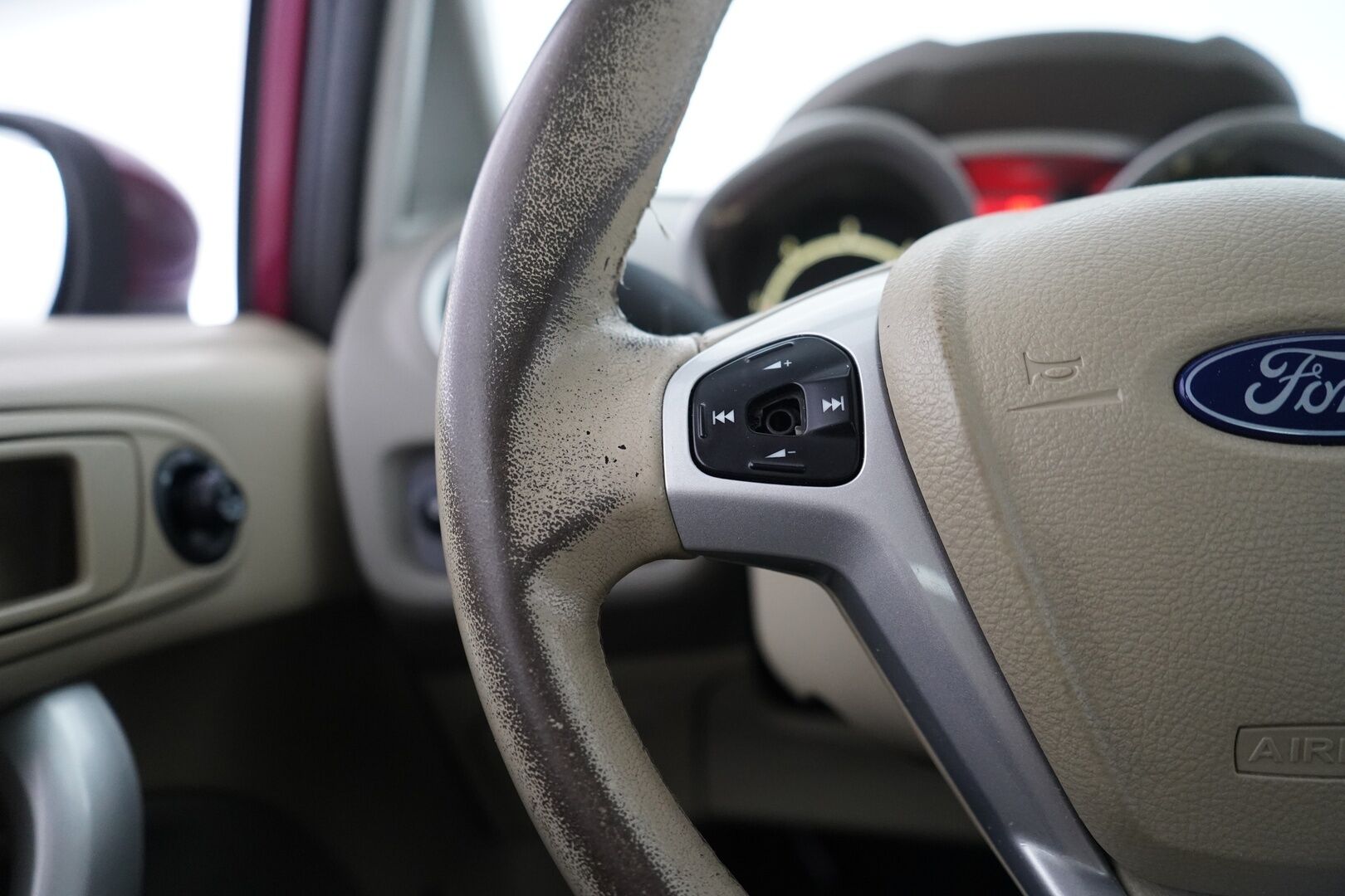 Ford Fiesta 2010 1,4 TDCi 68 hv Ghia M5 5-ovinen *Huutokaupat.com*