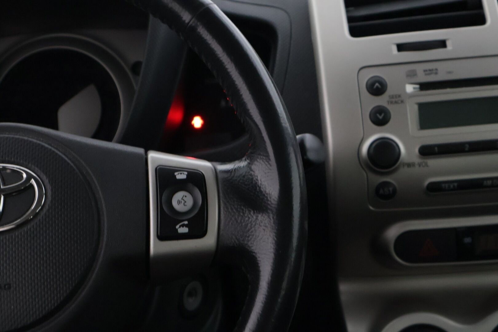 Toyota Urban Cruiser 2010 1,33 Dual VVT-i Stop & Start Linea Sol - * Myydään Huutokaupat.com *