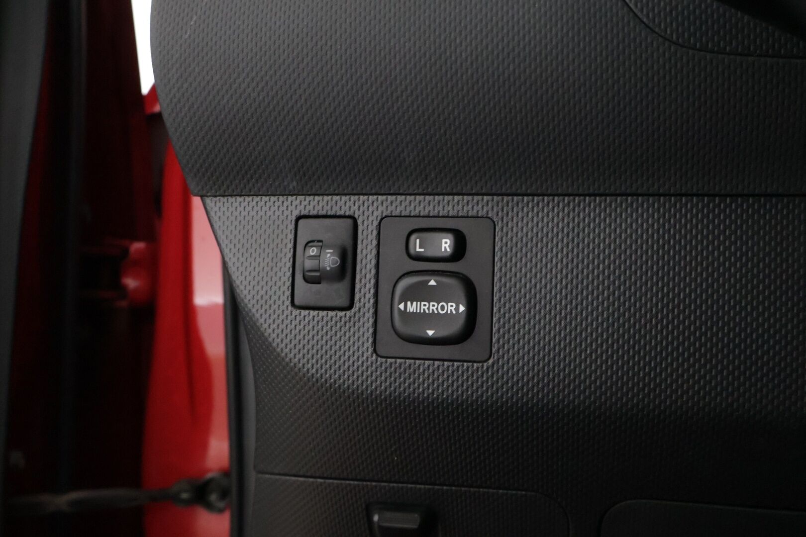 Toyota Urban Cruiser 2010 1,33 Dual VVT-i Stop & Start Linea Sol - * Myydään Huutokaupat.com *
