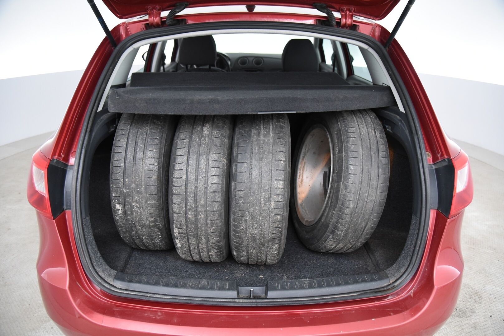 Seat Ibiza ST 2010 1,4 Style / YritysOutlet - Myydään vain yrityksille / - 3-om. Suomi-auto / Vakkari / Lohko+sisäp. / Todella hyvät huollot! / Todella siisti!