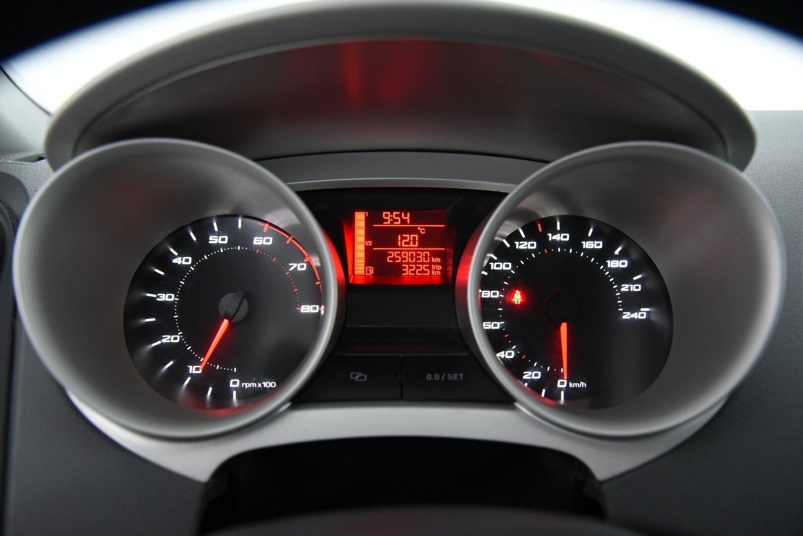 Seat Ibiza ST 2010 1,4 Style / YritysOutlet - Myydään vain yrityksille / - 3-om. Suomi-auto / Vakkari / Lohko+sisäp. / Todella hyvät huollot! / Todella siisti!