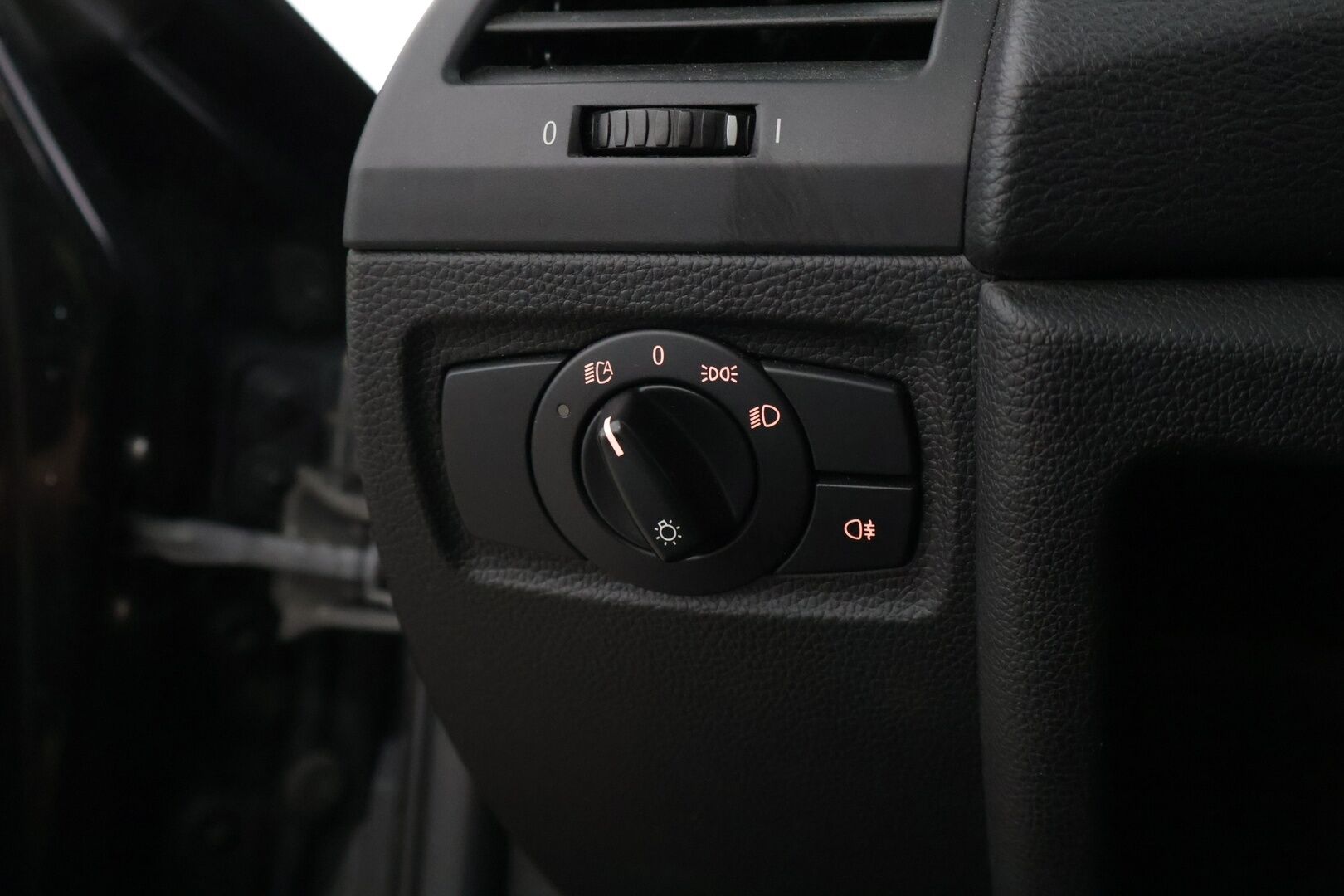 BMW 135 2008 A E82 Coupé * MYYDÄÄN HUTOKAUPAT.COM *