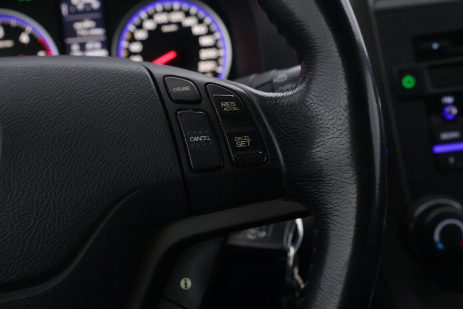 Honda CR-V 2010 2,2 i-DTEC Elegance AT 4WD *Webasto / Vetokoukku / Aut.ilmastointi / Pakettiautoksi rekisteröity!* - *Siisti ja hyvin huollettu webastollinen pakettiauto!!(Takapenkit löytyy!) / Vakionopeudensäädin!* - HULLUT JOULUT KORKOTARJOUS 2,49% 