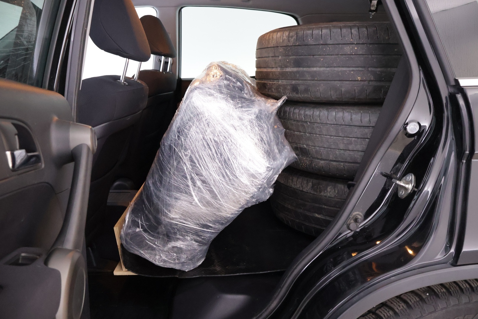 Honda CR-V 2010 2,2 i-DTEC Elegance AT 4WD *Webasto / Vetokoukku / Aut.ilmastointi / Pakettiautoksi rekisteröity!* - *Siisti ja hyvin huollettu webastollinen pakettiauto!!(Takapenkit löytyy!) / Vakionopeudensäädin!* - HULLUT JOULUT KORKOTARJOUS 2,49% 