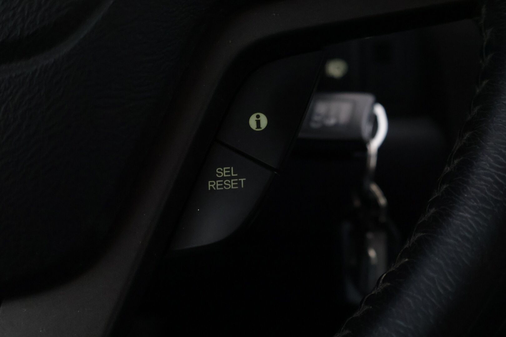 Honda CR-V 2010 2,2 i-DTEC Elegance AT 4WD *Webasto / Vetokoukku / Aut.ilmastointi / Pakettiautoksi rekisteröity!* - *Siisti ja hyvin huollettu webastollinen pakettiauto!!(Takapenkit löytyy!) / Vakionopeudensäädin!* - HULLUT JOULUT KORKOTARJOUS 2,49% 