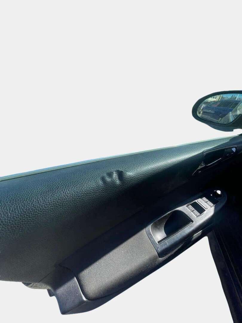 Volkswagen Passat 2005 PASSAT Sedan (AA) 4ov 1980cm3* YritysOutlet - Myydään vain yrityksille / Juuri katsastettu / Vakkari / Tuulilasinlämmitin / Navi / Penkinlämmittimet * - *Juuri katsastettu / Ketju vaihdettu 227tkm 10/2019 / Kahdet hyvät renkaat aluvanteilla *