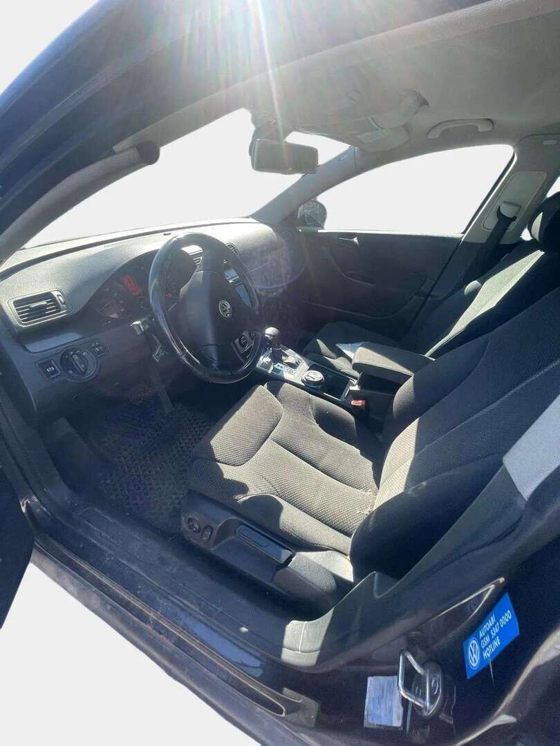 Volkswagen Passat 2005 PASSAT Sedan (AA) 4ov 1980cm3* YritysOutlet - Myydään vain yrityksille / Juuri katsastettu / Vakkari / Tuulilasinlämmitin / Navi / Penkinlämmittimet * - *Juuri katsastettu / Ketju vaihdettu 227tkm 10/2019 / Kahdet hyvät renkaat aluvanteilla *
