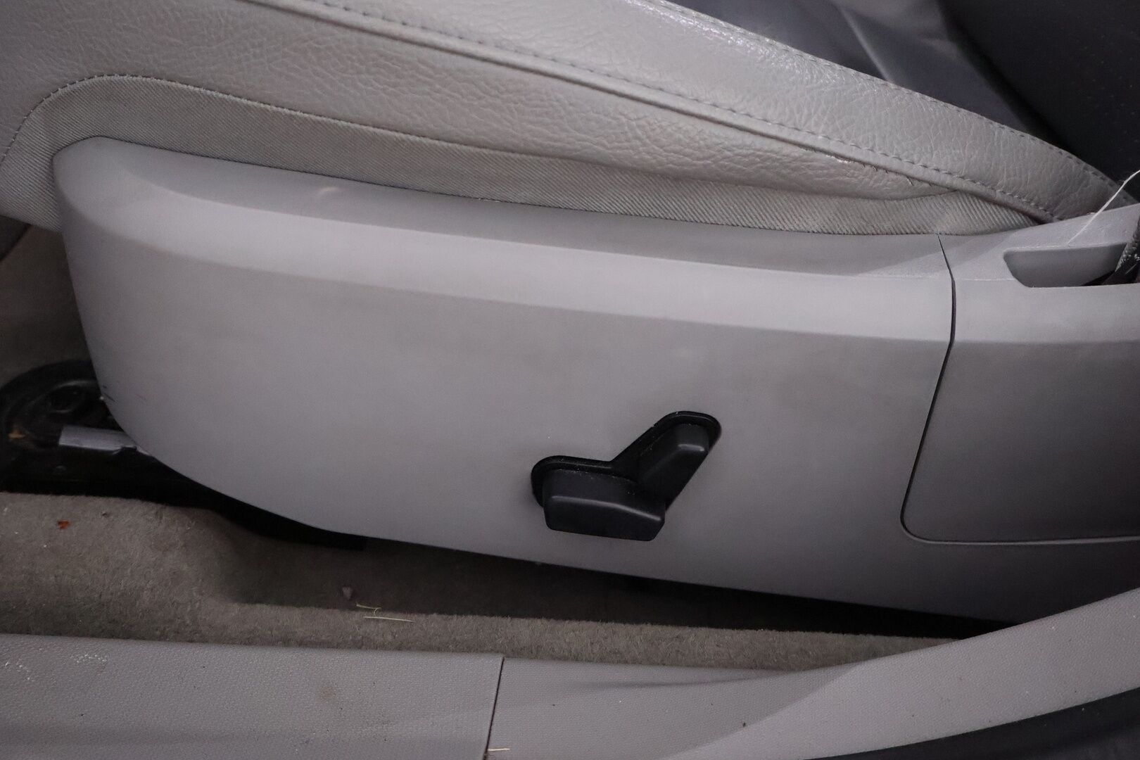 Dodge Avenger 2008 2,7 A6 SXT / YritysOutlet - Myydään vain yrityksille - Tämä auto myydään YritysOutlet -valikoimasta vain yritykselle